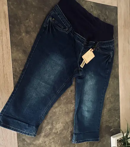 Hybrid Super Comfy Stretch Women's Skinny Maternity Capri