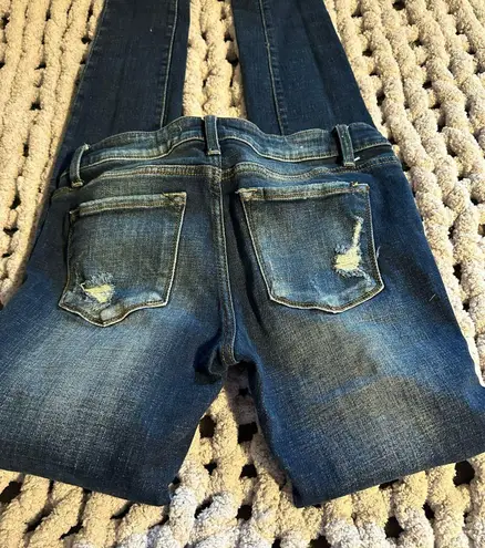 Buckle Jeans