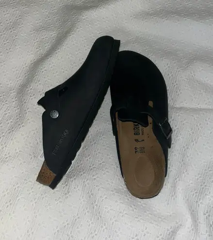 Birkenstock Black Leather  Boston