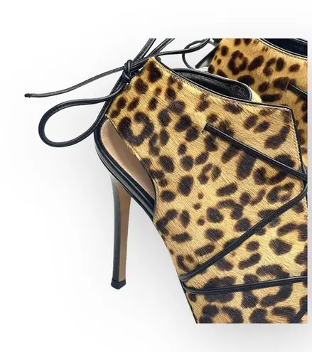 Gianvito Rossi 𒀭 Open Toe Stiletto Heel Bootie 𒀭Leopard Print Calf Hair 𒀭40