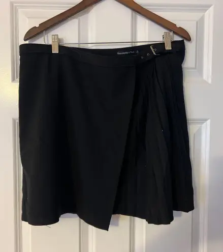 Abercrombie & Fitch Pleated skirt