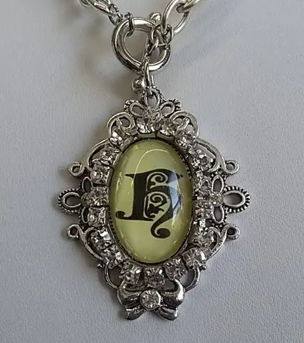 Ladies' Old English Monogram Initial h