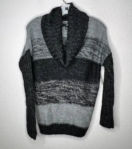 a.n.a  Sweater nwt