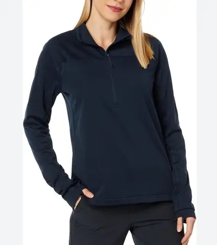 FJALLRAVEN Quarter Zip Hooded Long Sleeve Top in Navy Blue