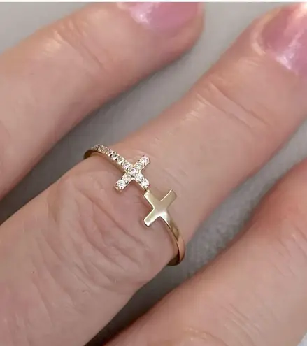 Eye Candy Silver Sterling 925 Gold Plated Minimalist Ring with Zirconia