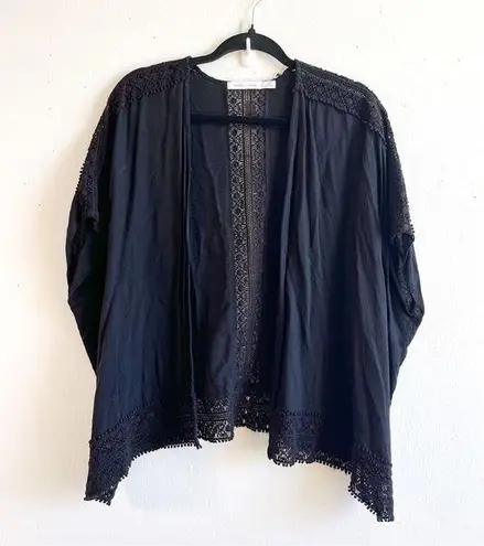 Bishop and Young Kimono Black Oversized Lace Semi Sheer Short Sleeves Sz S/M EUC