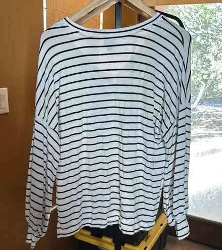 CAbi  Relax Game Day Sweatshirt style #5746 Size Small