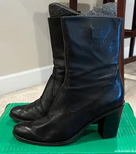 Chic Black Leather Heeled Boots Size 7.5