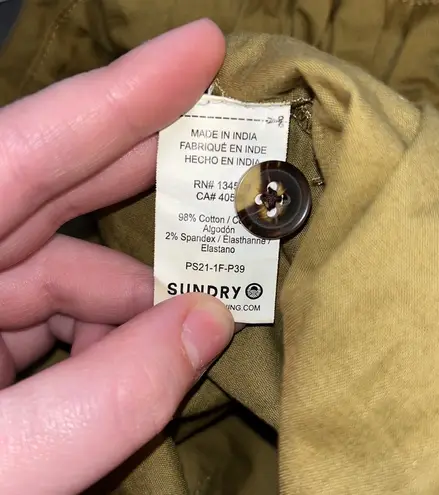 Sundry Women’s khaki utility jumpsuit overalls size 2