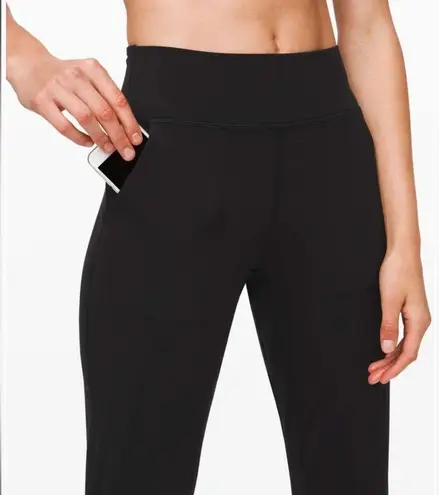 Lululemon Align Jogger 28"
Black size 4