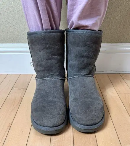 UGG Classic Medium Tall Boot Grey Shearling Size 8