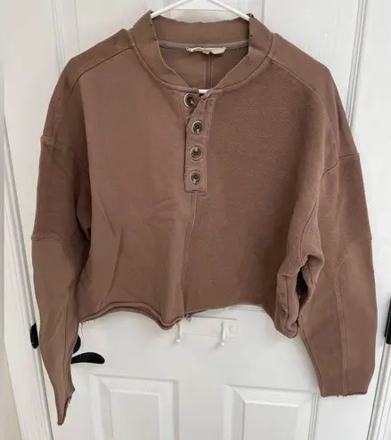 Gilded Intent Brown Slouchy Cropped Pullover Henley Women’s Size M