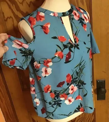 Japna Bright floral cold shoulder top