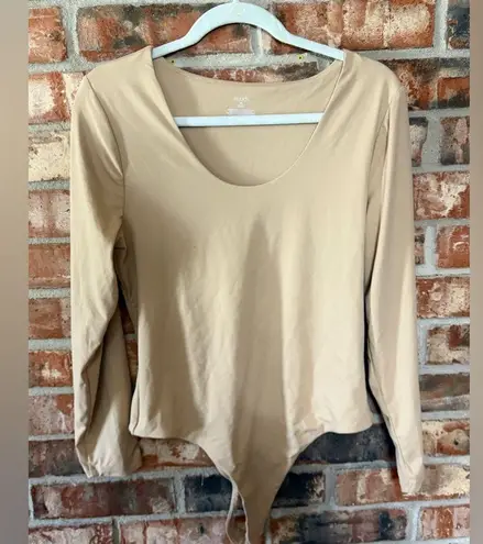 Nuuds oat scoop neck Long Sleeve Bodysuit Tan Size XL