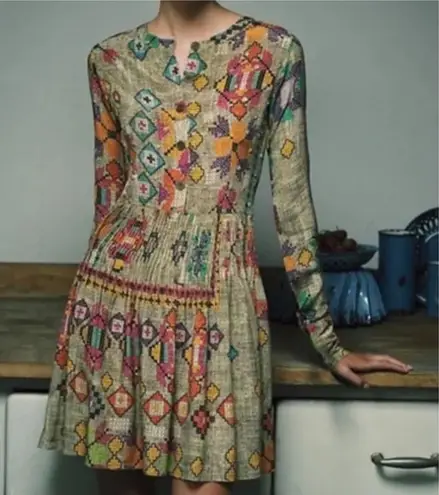 Hemant and Nandita Silk Pintuck Prima Pleated Beaded Dress Luxury Classic 10