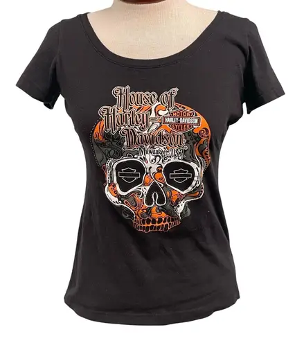 Harley Davidson Baby Tee Size Medium 100 Anniversary Skull Flames Milwaukee Black