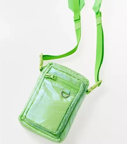 Urban Outfitters  Bryn Puffy Nylon Crossbody Bag NWT - Green