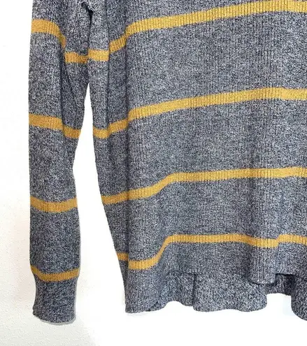 American Eagle Jegging Fit Gray & Yellow Striped Knit Sweater