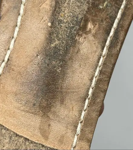 Aerin golden peddle leather t strap sandals with fish scale gem designs 6.5