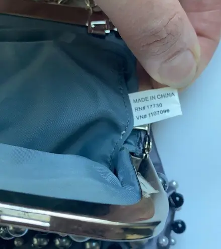 Vintage pearl beaded silver snap coin purse bag