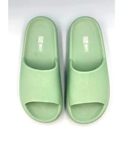 32 Degree Cool Cushion Slides Unisex