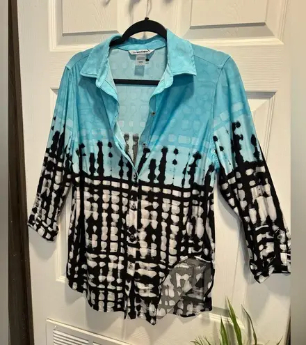 Peter Nygard Modern Button Down Blouse for Women Size M