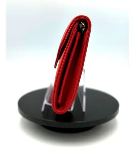 Badgley Mischka Crossbody Chevron Quilted Center Cover - Red