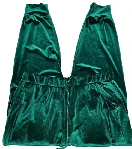 Curvy Sense Green Velvet Joggers NEW Size 1X Green
