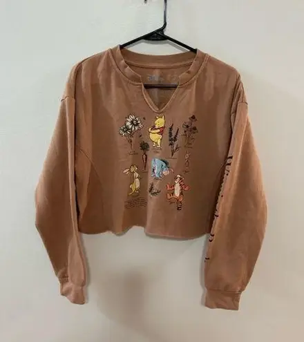 Disney Pre-Owned LG  Winnie the Pooh Cropped Crewneck