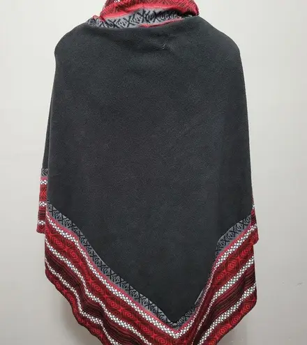 Moda Le  black with red sweater trim poncho fits one size