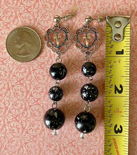 Handmade goth victorian grunge style cute heart cross & round beads unique dangle earrings✨