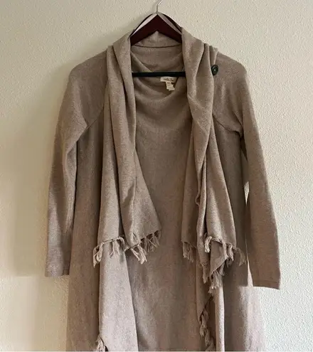 Matilda Jane Beige Come On Over Cardigan Size M Wrap Sweater Fringe Poncho