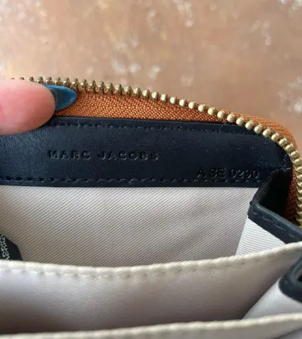 Marc Jacobs M0014215 tan WOMEN'S MINI EMPIRE CITY COMPACT LEATHER WALLET