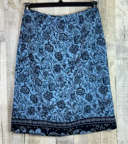 Sag Harbor Petite Size 8 Floral Blue Skirt Back Zipper Flawed Hem is not sewn