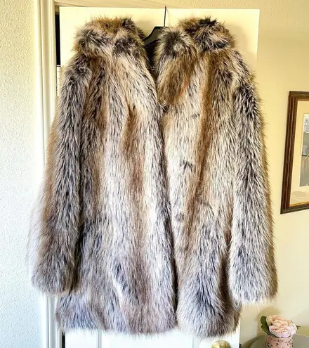 Spirithoods Classic Faux Fur Coat Hooded Long Grey Wolf Large NWT Gray