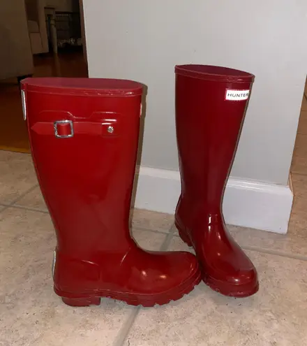 Hunter Tall Glossy Red Rainboots