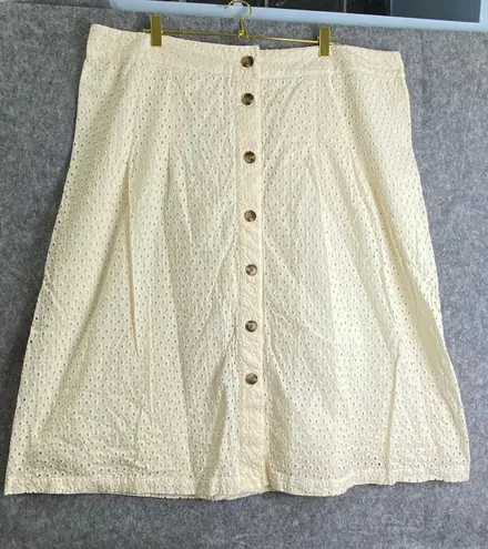 EVRI Eyelet Button Front Skirt White A