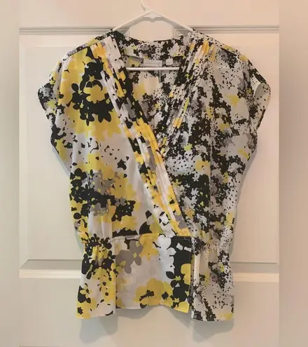 New York & Company Yellow and Black Abstract Floral Blouse. Size