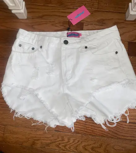 Edikted White Jean Shorts - Image 3