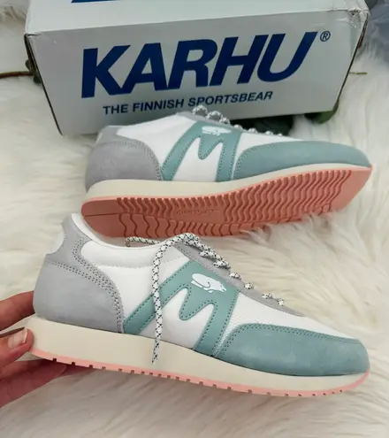 Karhu Unisex Albatross 82 Sneakers, Size 8.5 Women’s/ Size 7 Men’s /EU 40