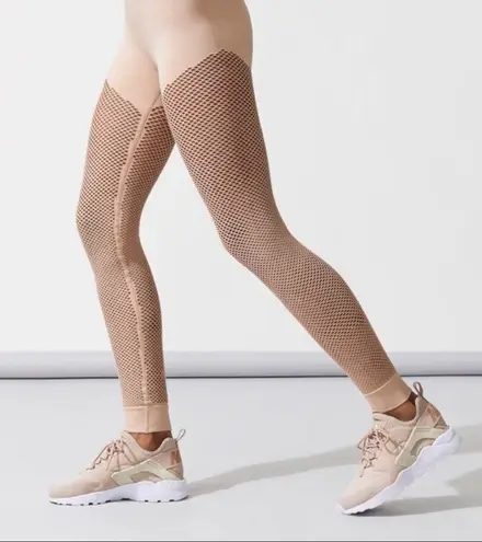 Carbon 38 Womens SZ Medium / Large Light Peach Tan Athletic Leggings Angular Mesh