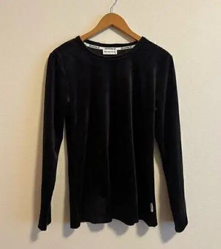 BEARPAW NWOT bear paw long sleeve