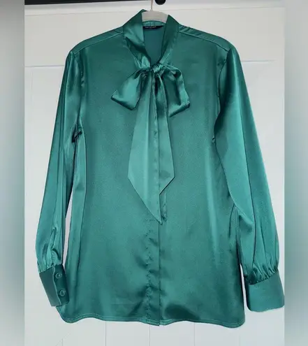 Emerald Green Satin Tie Neck Button Down Blouse Size Small Size M