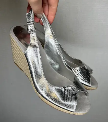 BCBG Generation Silver Metallic Espadrille Wedge Slingback Sandals Size 9