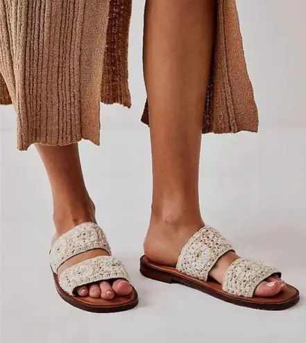 Free People NEW  Juliet Crochet Sandals ~ ivory combo size 39