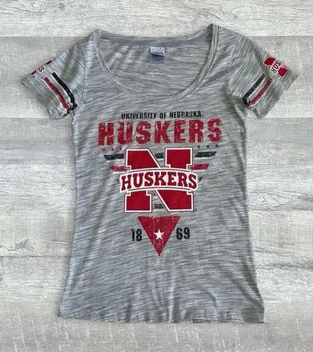 Creative Apparel Nebraska Huskers Scoop Neck T Shirt Womens Small Heathered Grey College Tee NCAA