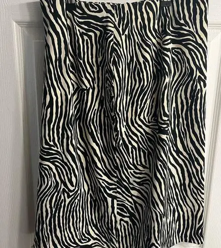 Melissa collection Black and White A-Line Skirt