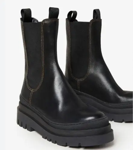 Loeffler Randall Carlota Pull On Chelsea Boots in Black, Size 6.5 New in Box