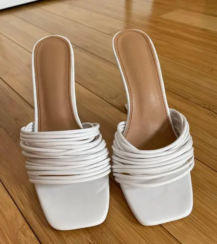 White Stiletto Slip On High Heel Sz 7