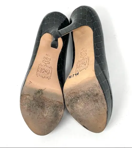 Joan & David dark green textured print platform heels, size 7.5